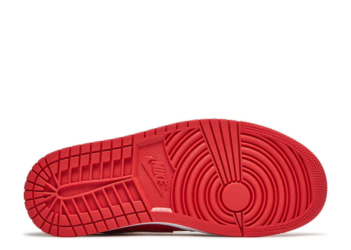 WMNS JORDAN 1 MID SE 'UNIVERSITY RED POMEGRANATE'