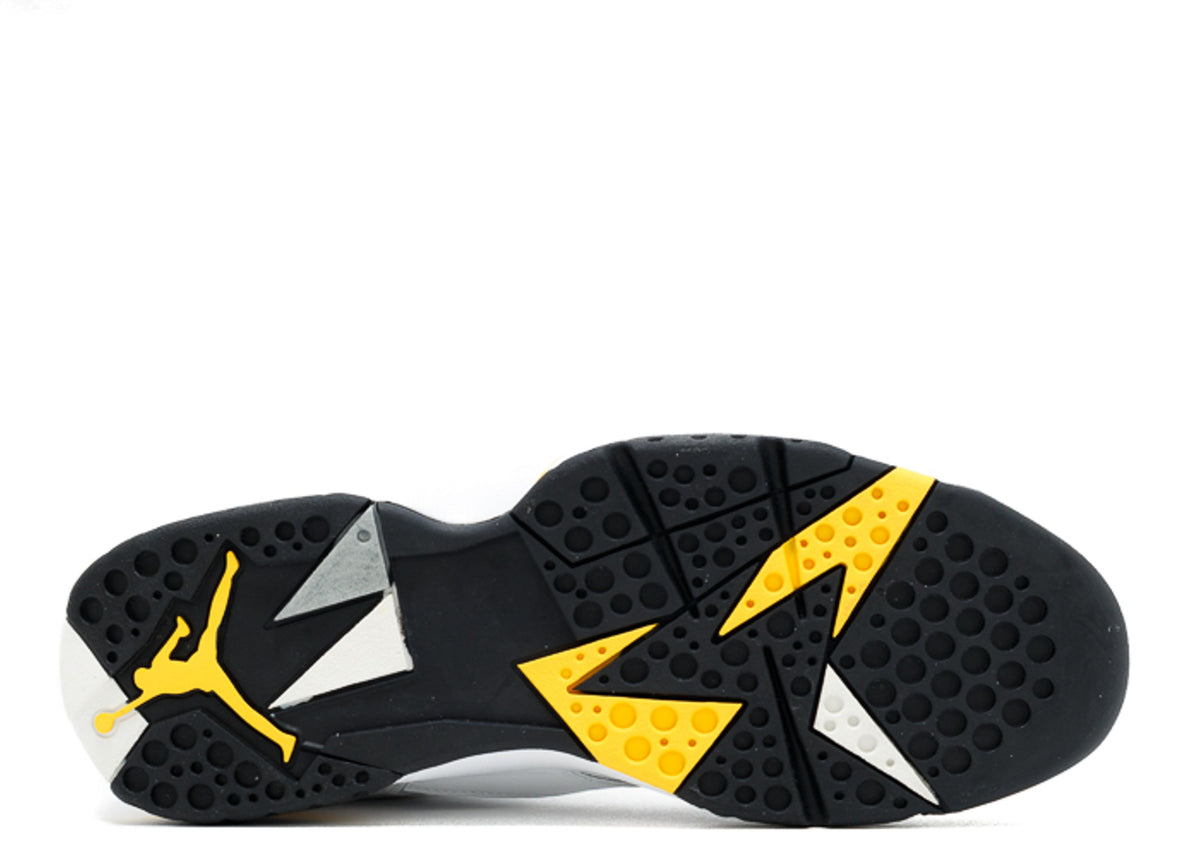 WMNS JORDAN 7 RETRO 'WHITE VARSITY MAIZE'