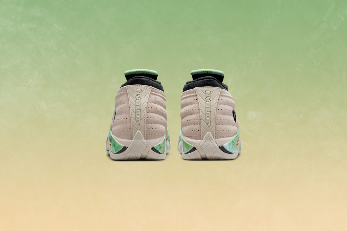 Women's 14 Retro Low SP - Light Sand/White