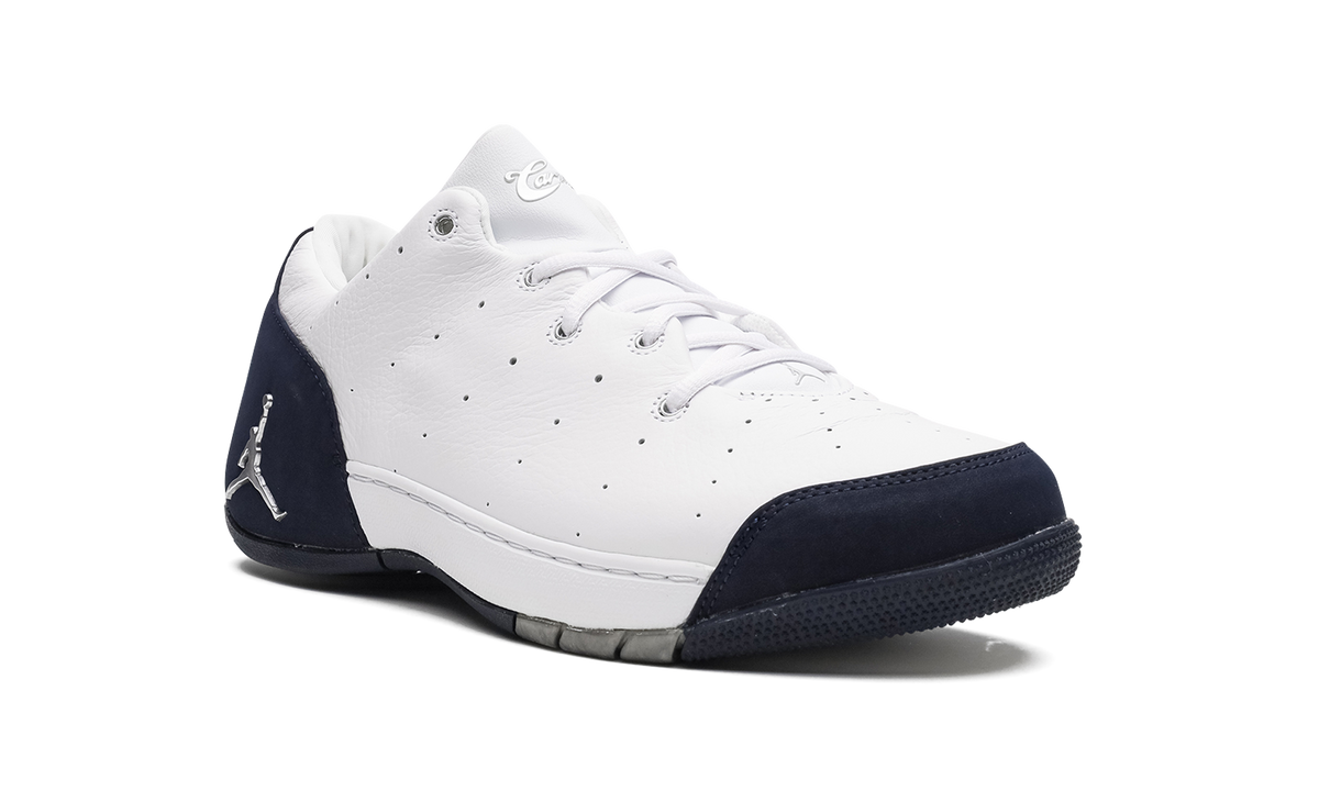 Jordan Carmelo 1.5 Low "White/Metallic Silver-Obsidian" 311042 101