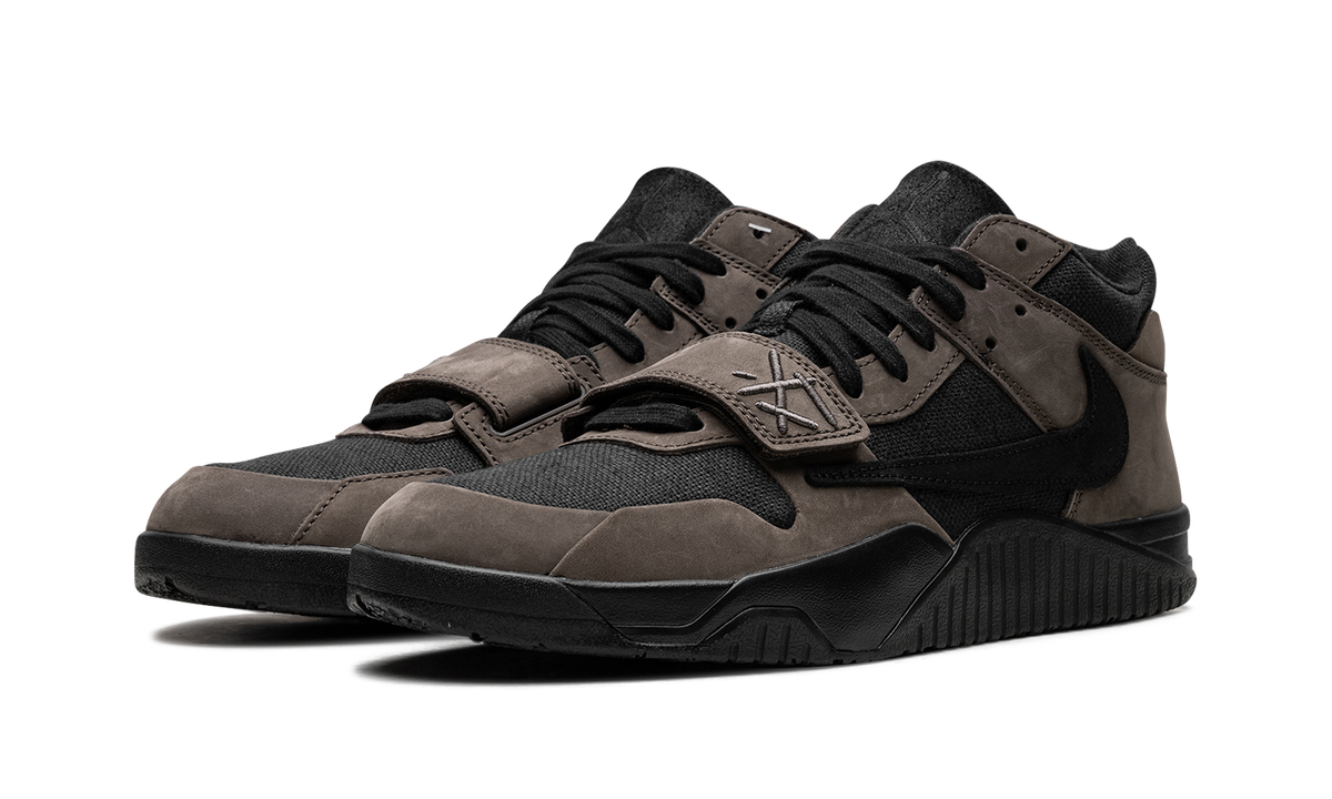 Jumpman Jack TR "Travis Scott - Dark Mocha" FZ8117 204