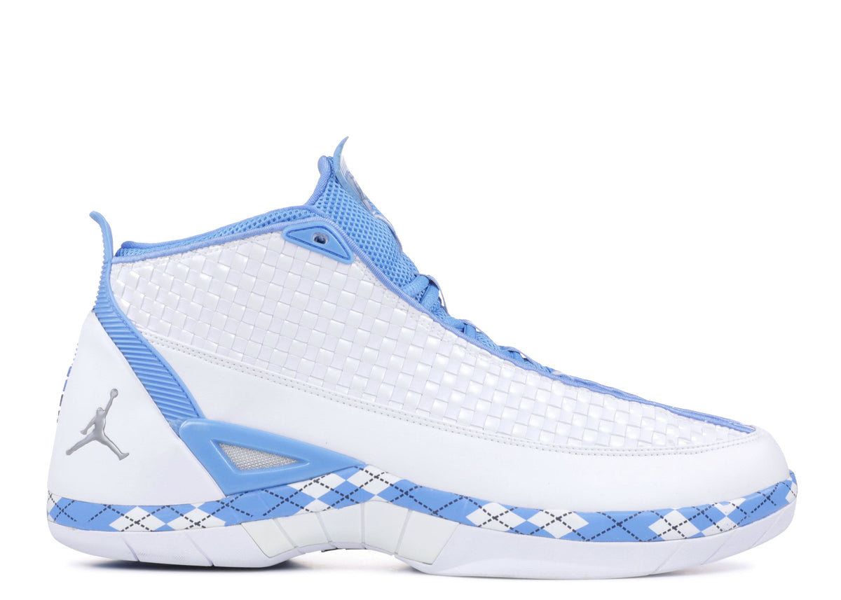 JORDAN 15 RETRO SE 'BRAGGING RIGHTS - UNC'
