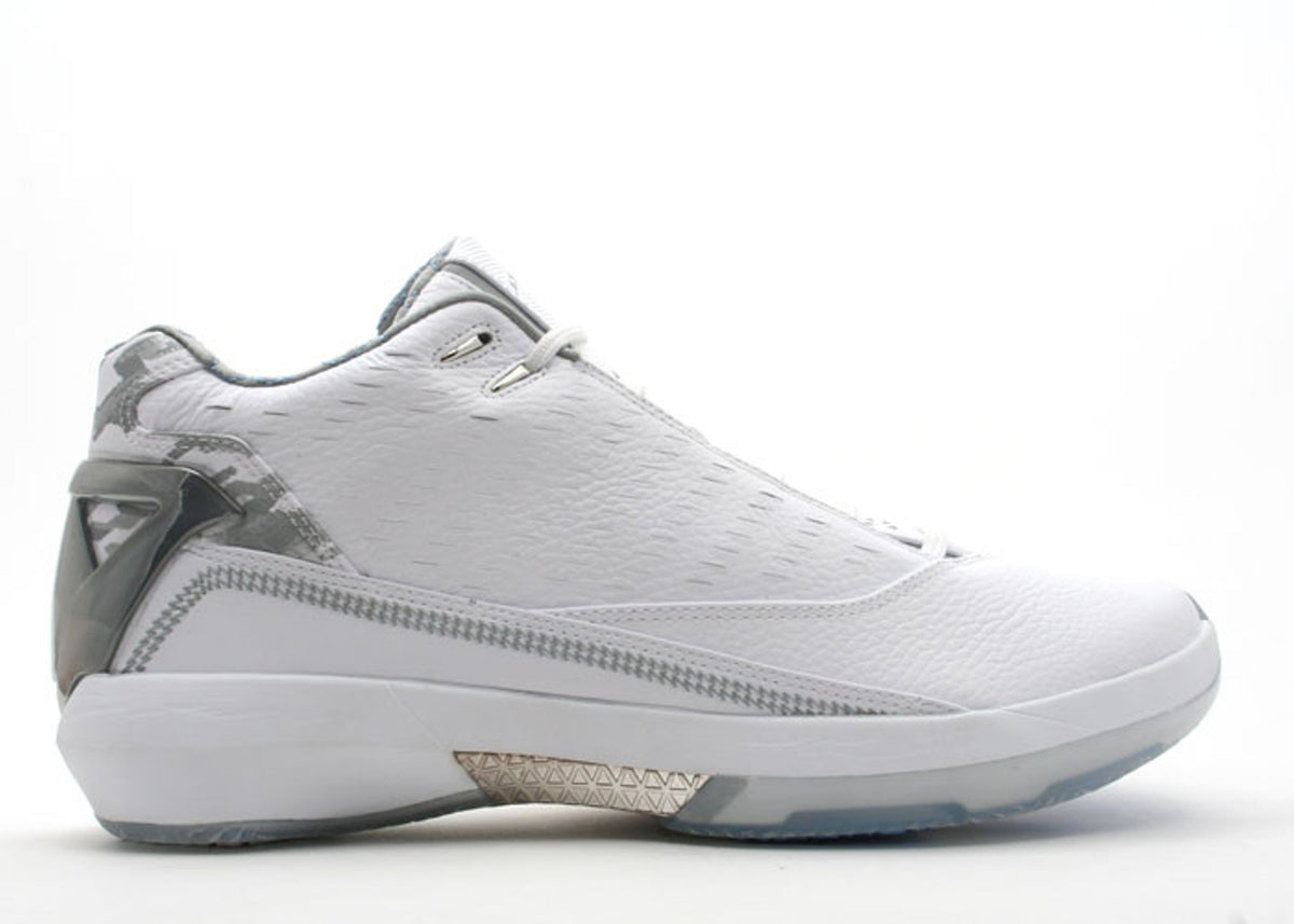 JORDAN 22 OG 5/8 'WHITE UNIVERSITY BLUE'