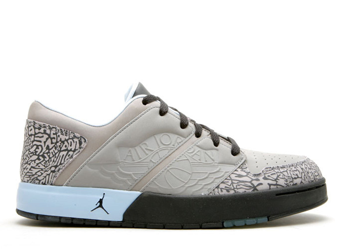 WMNS JORDAN 1 NU RETRO LOW 'LIGHT CHARCOAL'