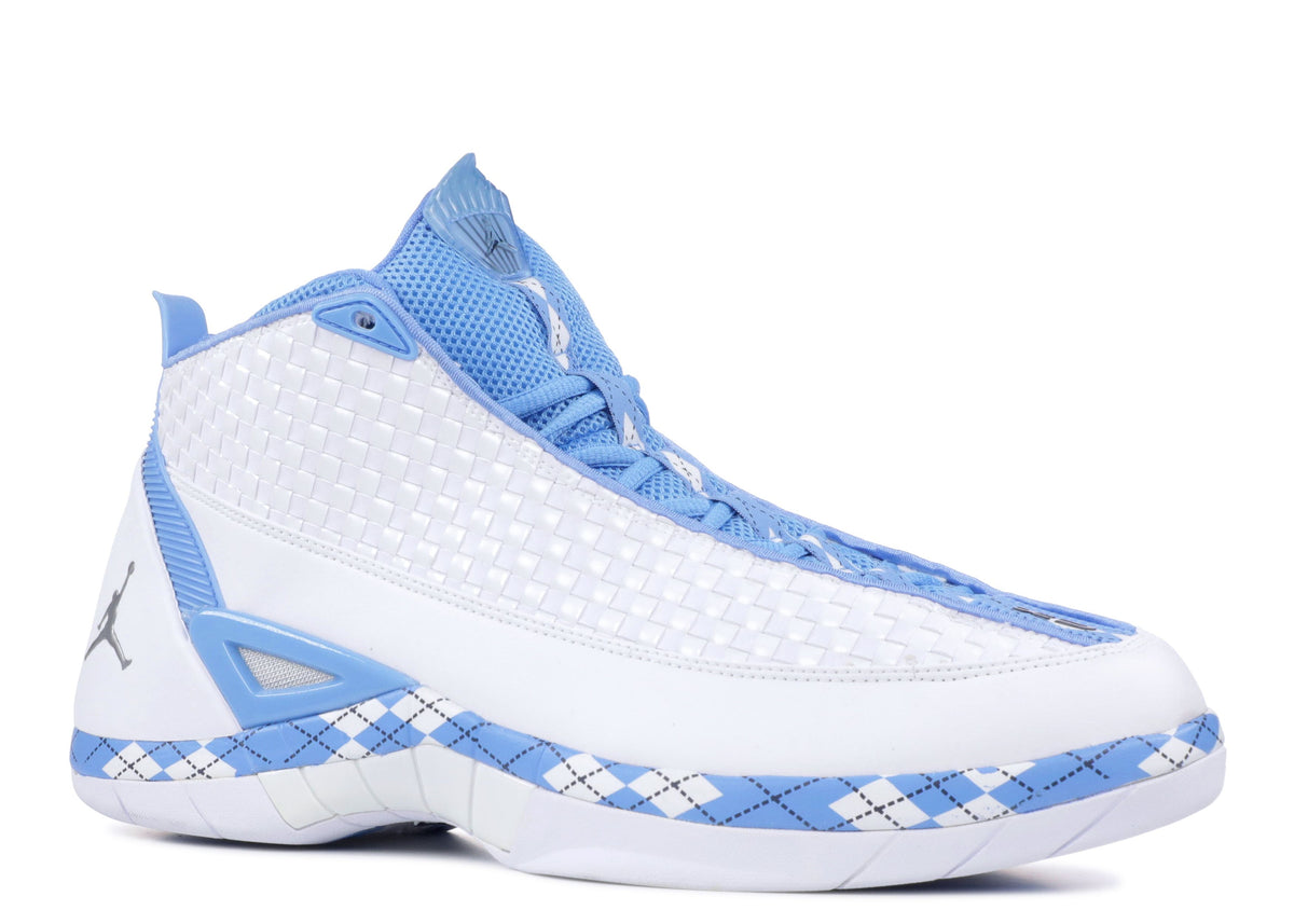 JORDAN 15 RETRO SE 'BRAGGING RIGHTS - UNC'