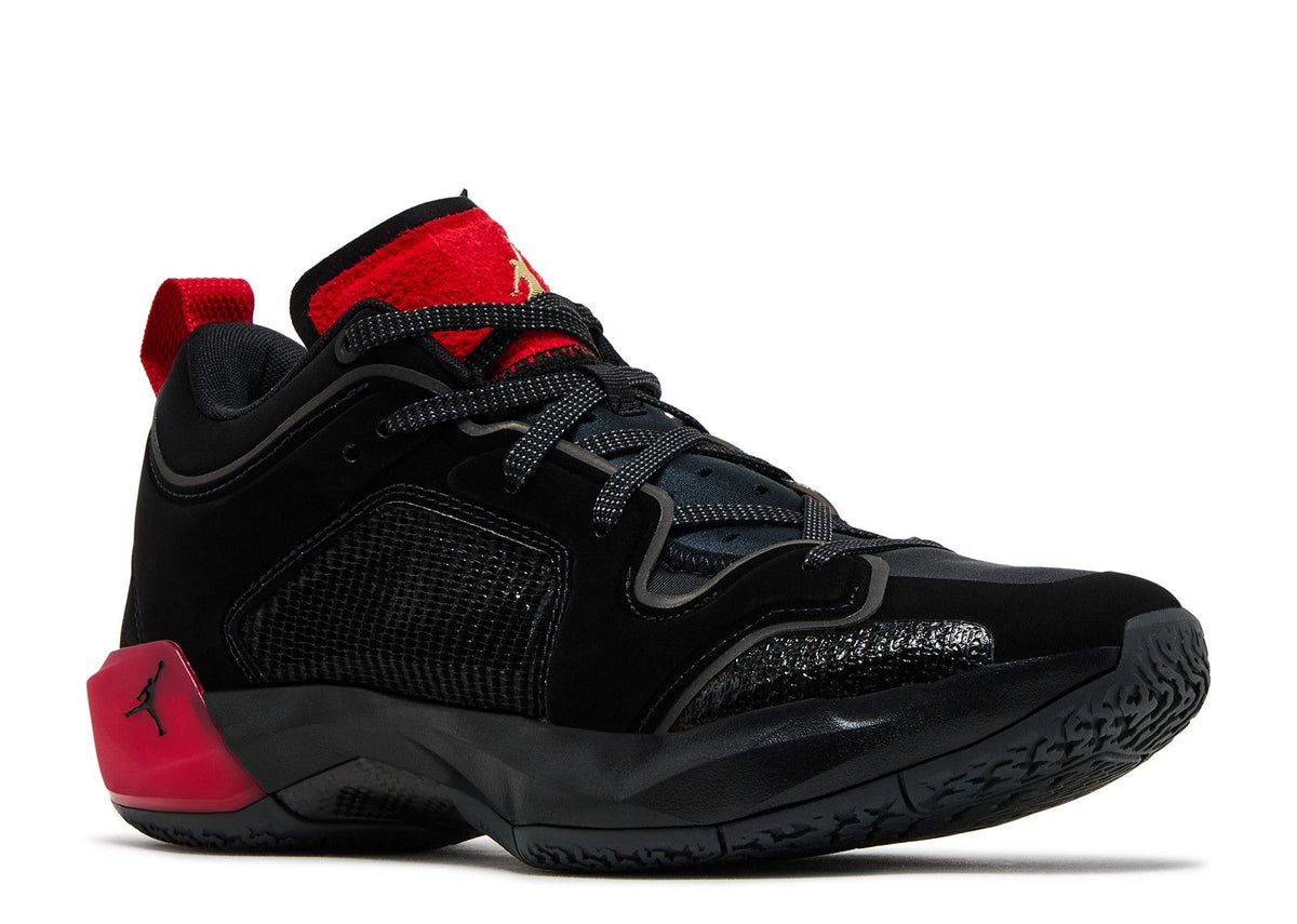 JORDAN 37 LOW 'STUNT'