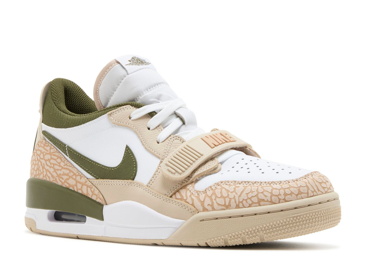 PARIS SAINT-GERMAIN X JORDAN LEGACY 312 LOW 'FOURTH KIT'