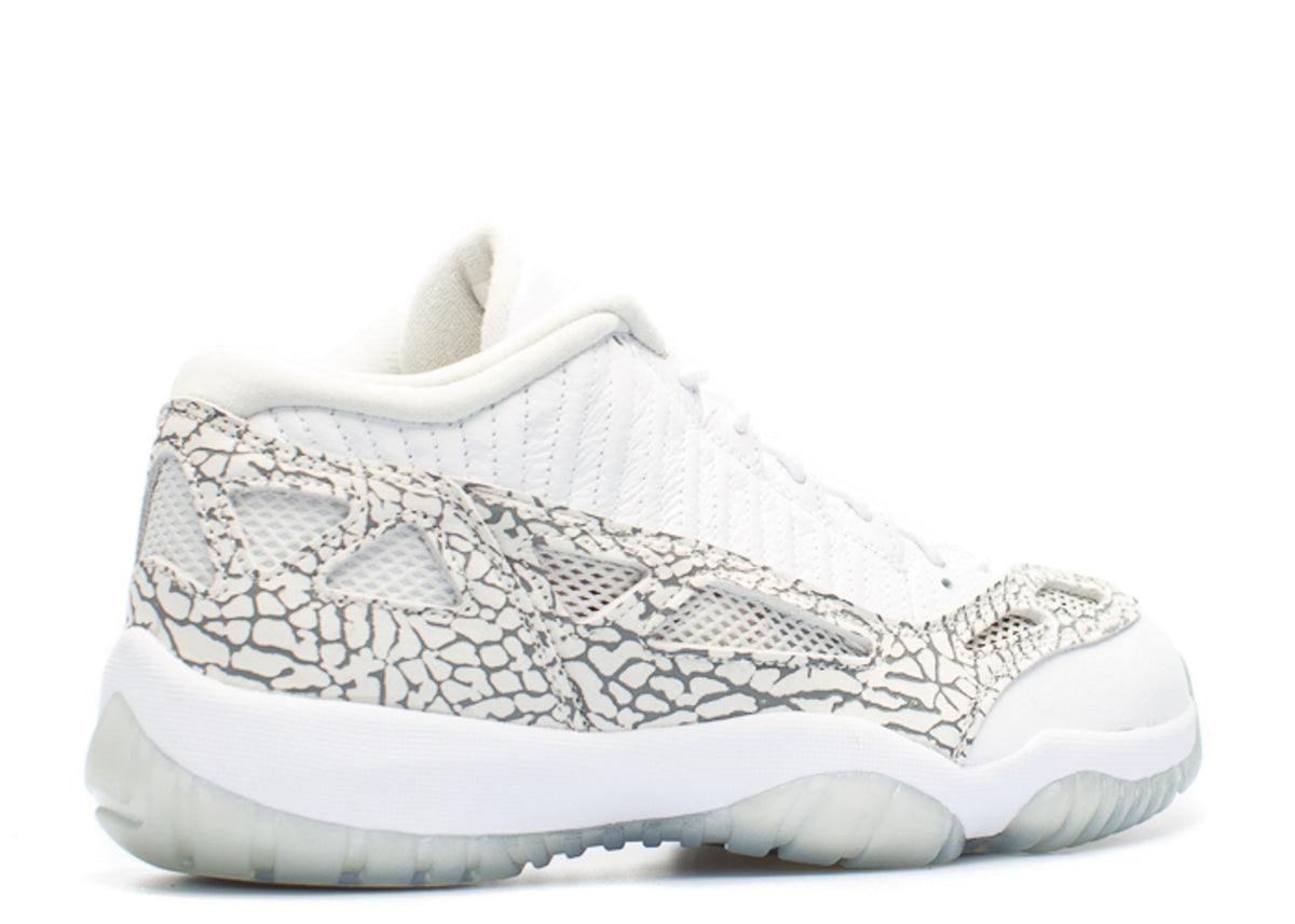 JORDAN 11 RETRO LOW IE 'COBALT' 2015