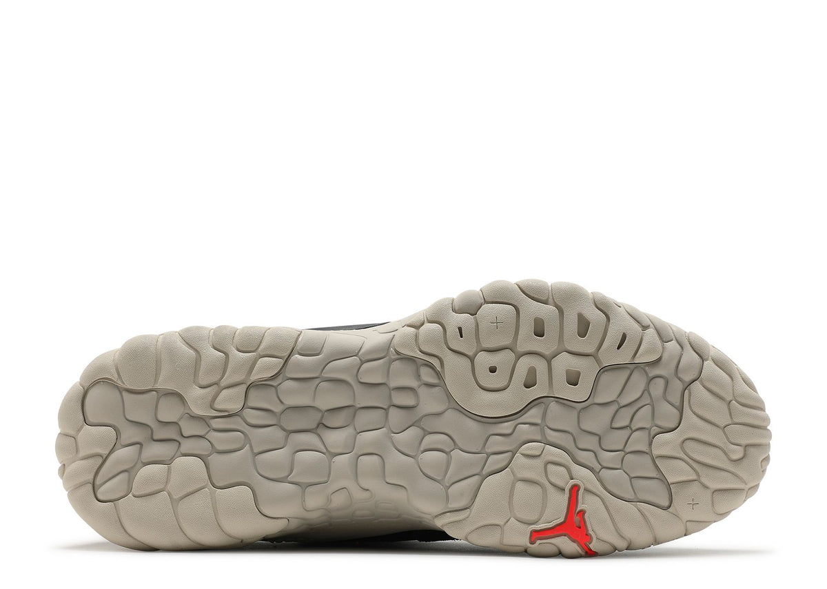 JORDAN DELTA 2 'BLACK INFRARED'