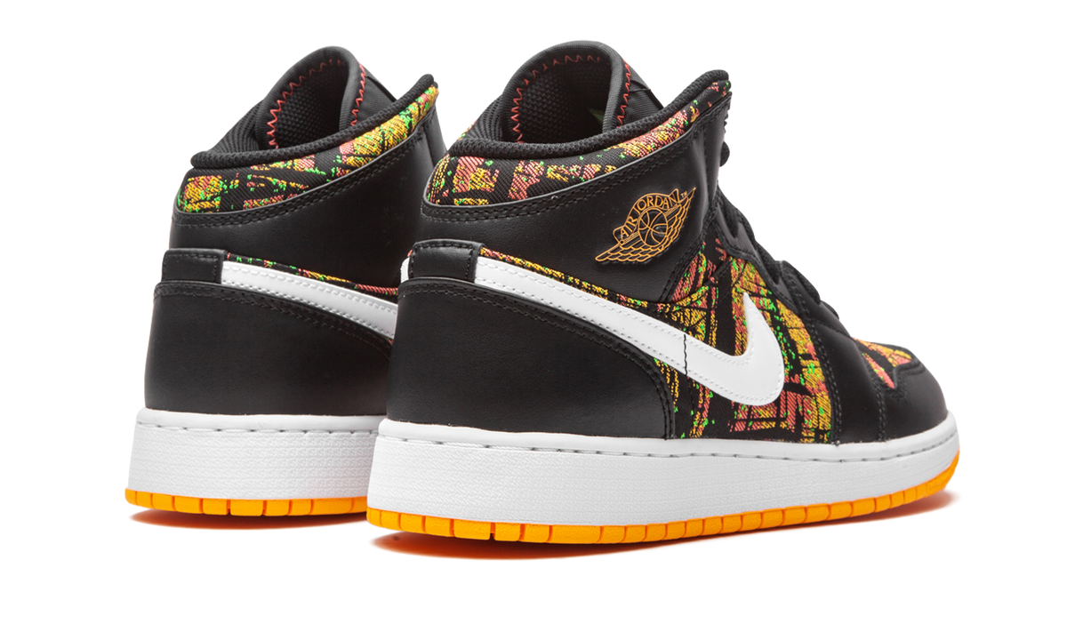 Air Jordan 1 Mid GS "Black / Laser Orange" 555112 003