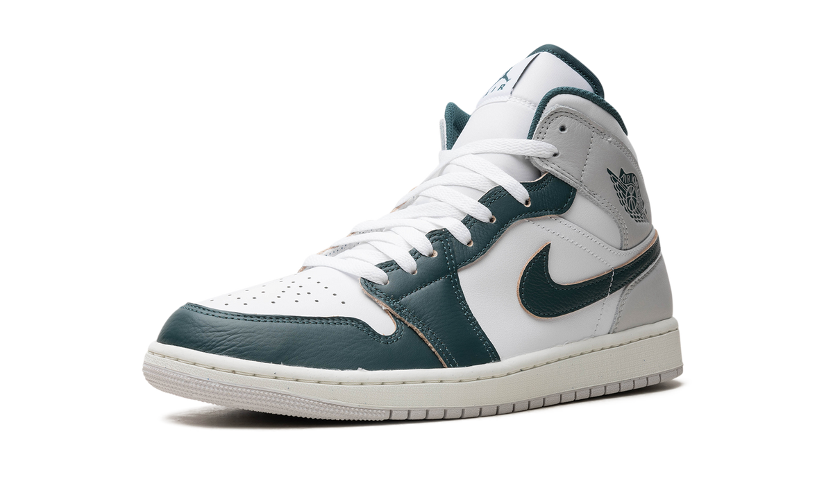 Air Jordan 1 Mid "Oxidized Green" FQ7720 103