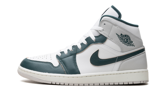 Air Jordan 1 Mid "Oxidized Green" FQ7720 103