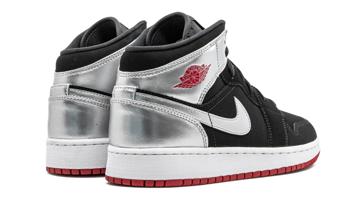 AIR JORDAN 1 MID GS "Johnny Kilroy" 554725 057