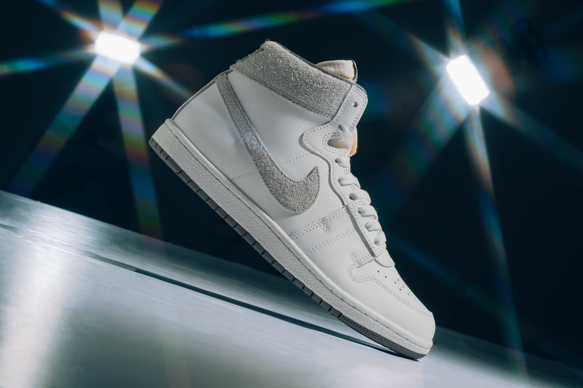 Air Jordan Air Ship PE SP - Summit White/Gunsmoke-Tech Grey