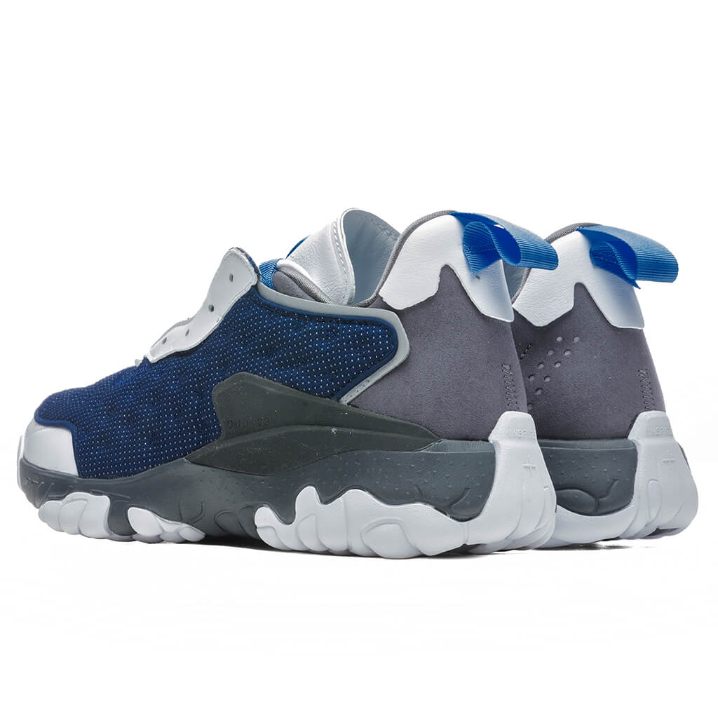 Delta 2 SP 'Flint' - White/University Blue/Iron Grey