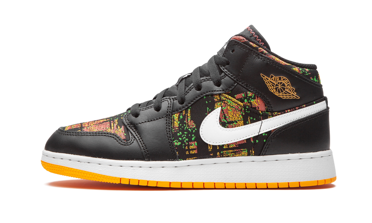 Air Jordan 1 Mid GS "Black / Laser Orange" 555112 003