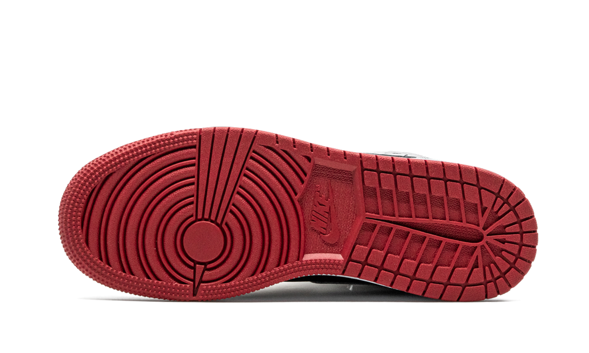 AIR JORDAN 1 MID GS "Johnny Kilroy" 554725 057