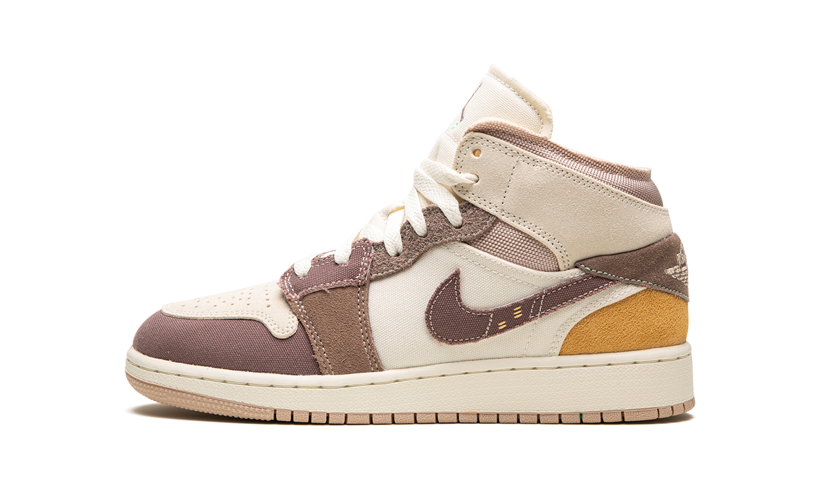 Air Jordan 1 Mid SE Craft GS "Inside Out - Taupe Haze" DZ4466 102