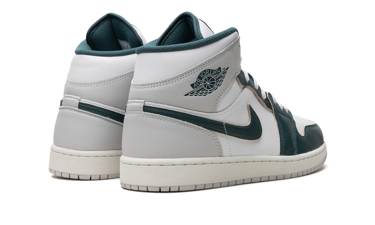 Air Jordan 1 Mid "Oxidized Green" FQ7720 103