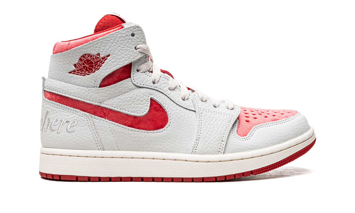 AIR JORDAN 1 ZOOM CMFT 2 High WMNS "Valentine's Day" DV1304 106
