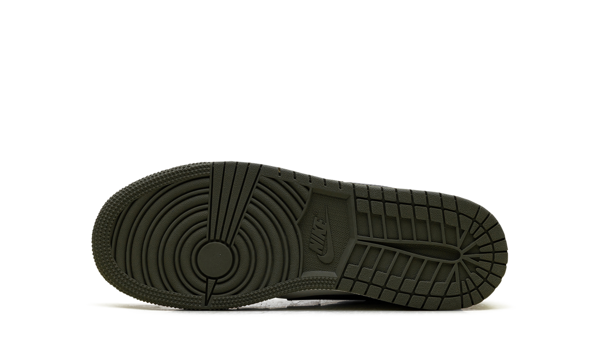 Jordan 1 Retro Low OG GS "Medium Olive" HQ6999 200