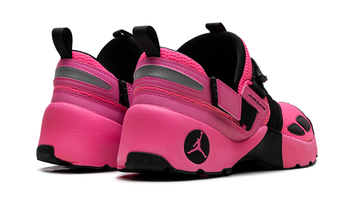 Air Jordan Trunner LX Wmns "Pink Blast" HQ2164 600