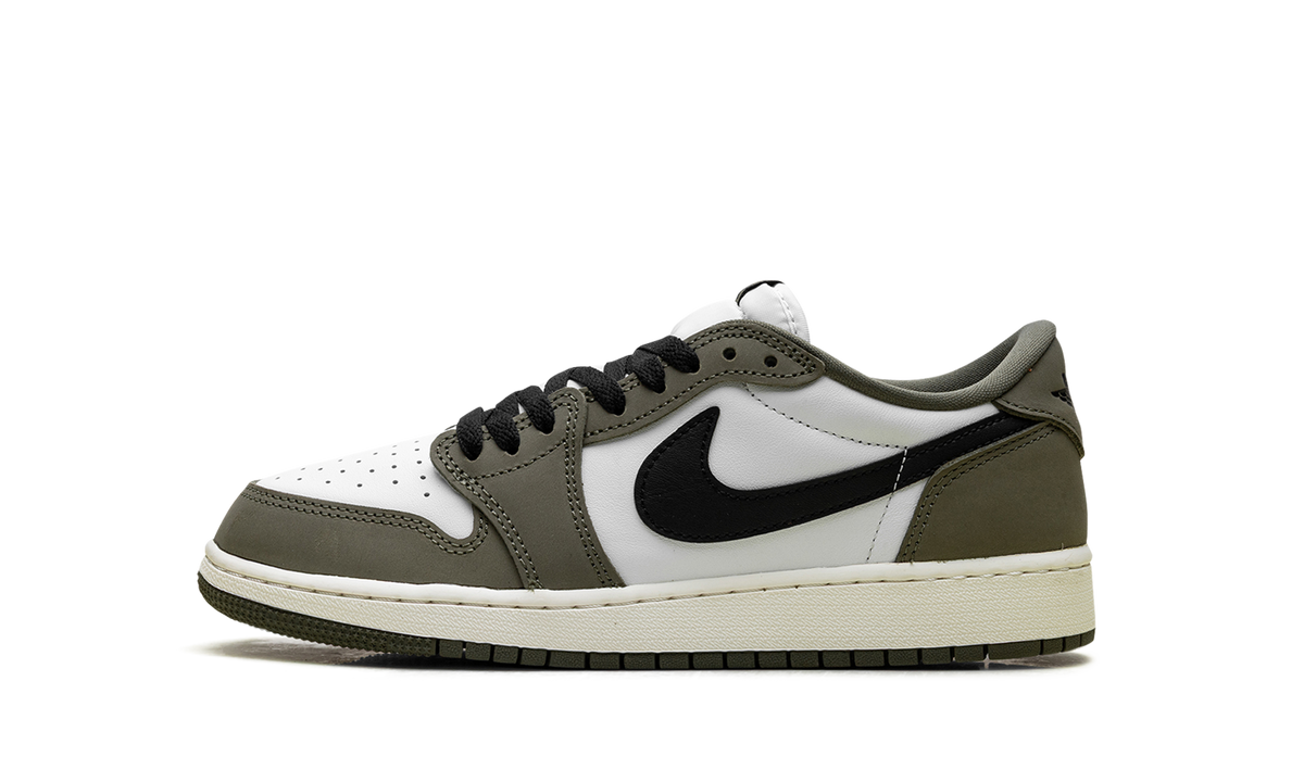 Jordan 1 Retro Low OG GS "Medium Olive" HQ6999 200