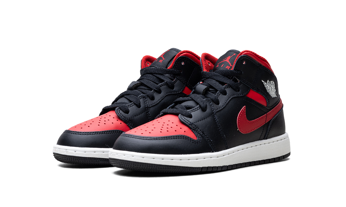 Jordan 1 Mid GS "Black Summit White Varsity Red" DQ8423 067