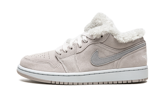 AIR JORDAN 1 Low SE WMNS "Sherpa Fleece" DO0750 002