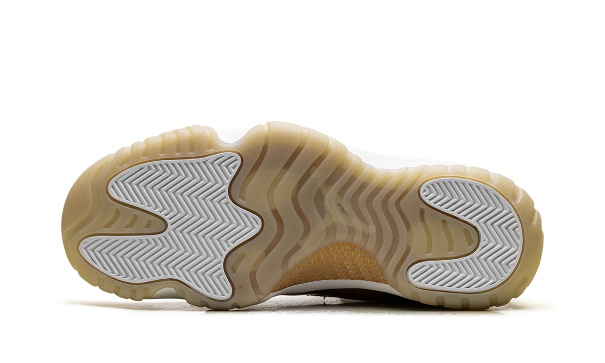 Air Jordan 11 Low WMNS "Mother's Day" AH7860 102
