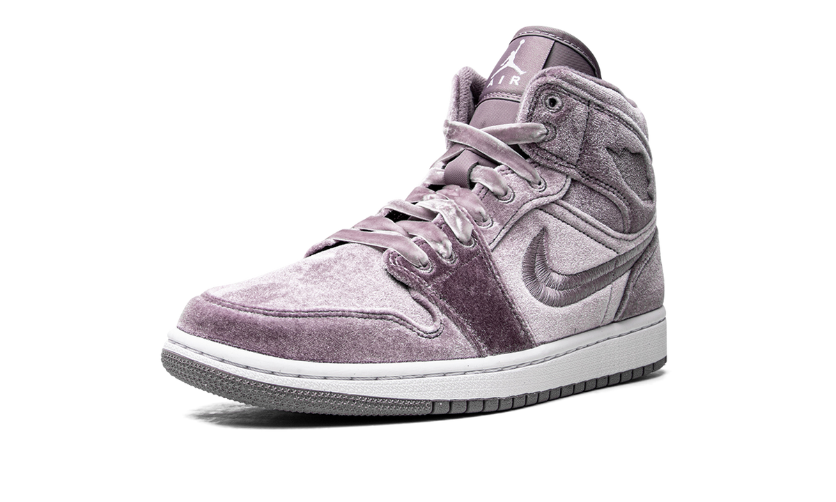 AIR JORDAN 1 MID SE WMNS "Purple Velvet" DQ8397 500